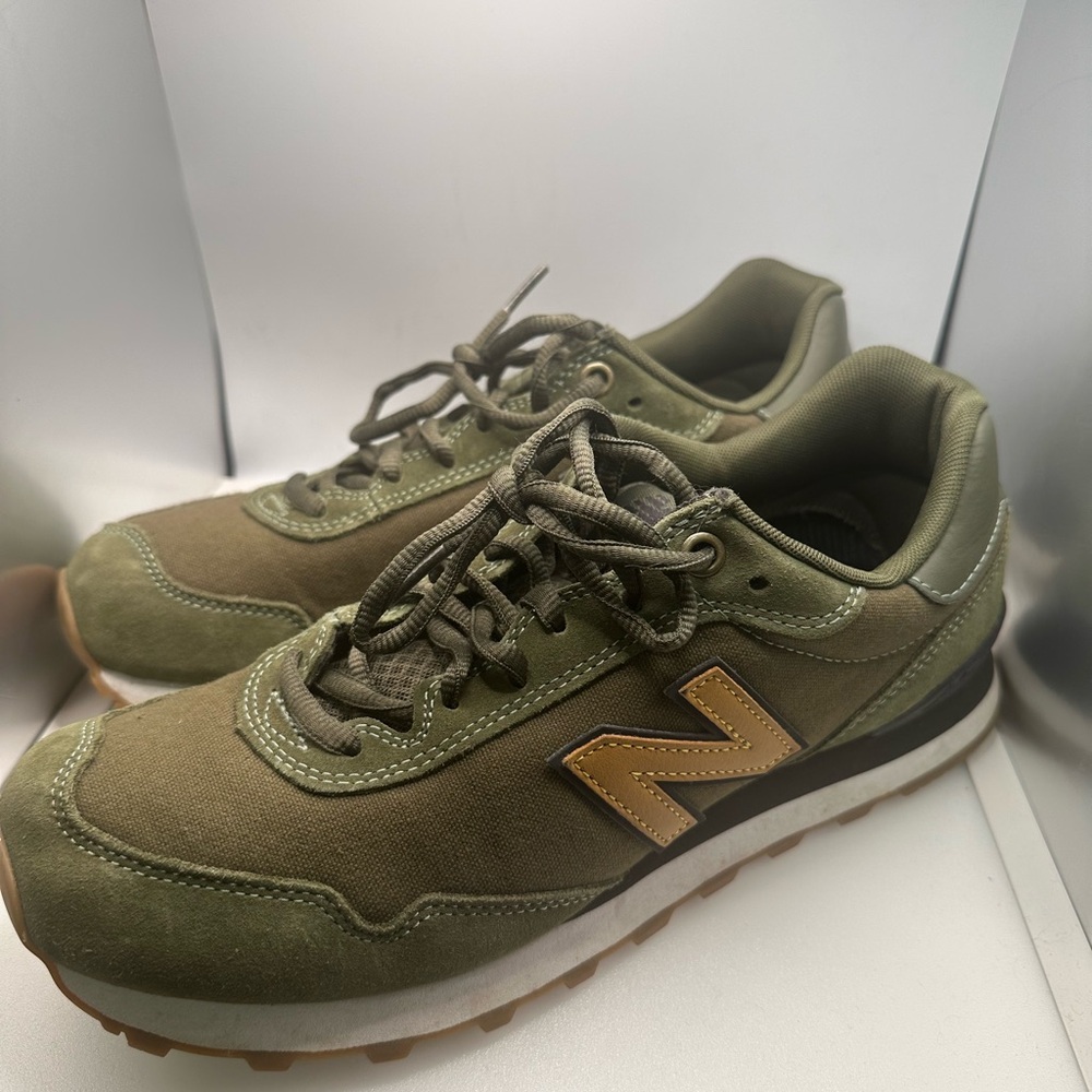 New Balance Men's Khaki and Tan Sneakers